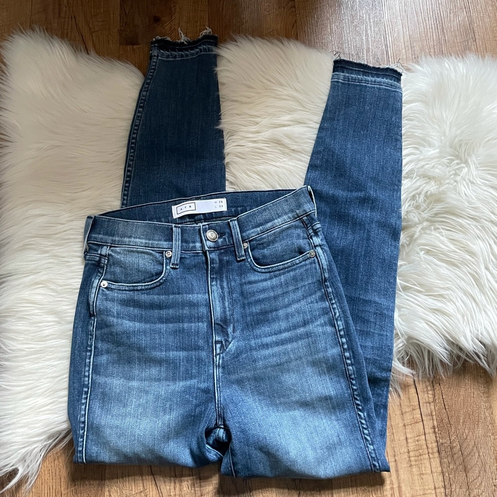 AYR | The Riser Jeans - Picture 2 of 7